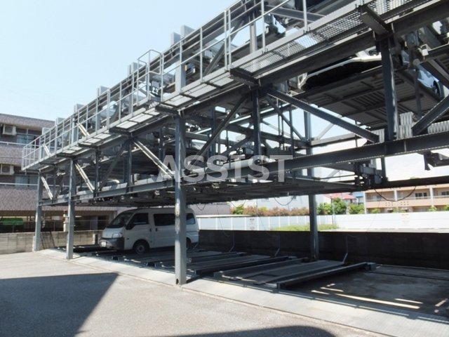 駐車場　内見可能♪お電話がご案内スムーズです♪オンラインもOK♪