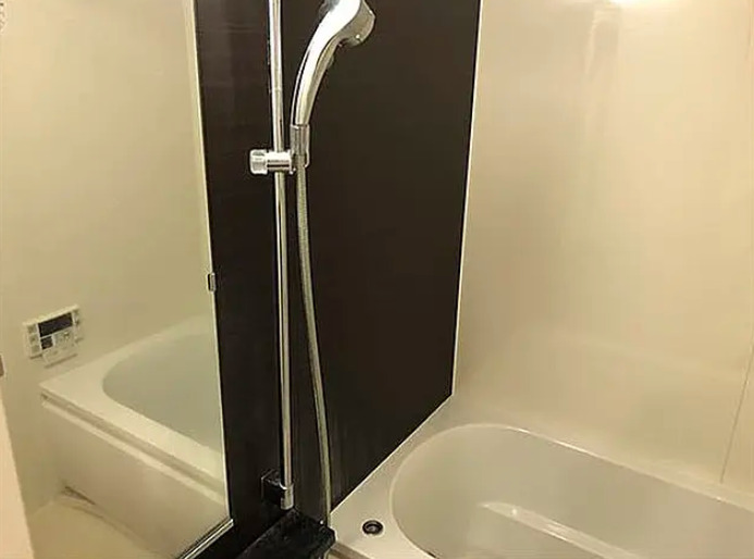 バス・シャワールーム　※別部屋参考写真