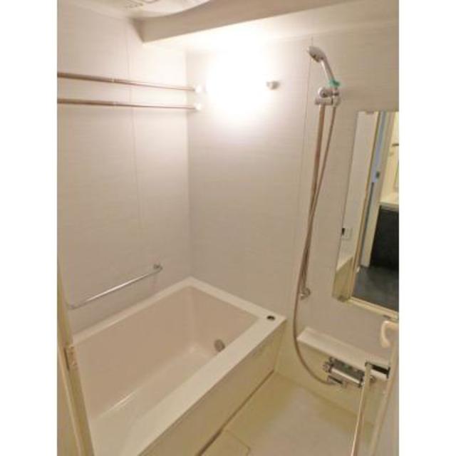 バス・シャワールーム　※写真は同タイプ住戸です。