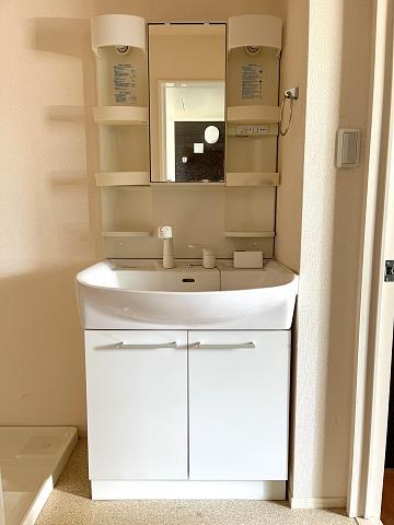 洗面設備　シャンプードレッサー