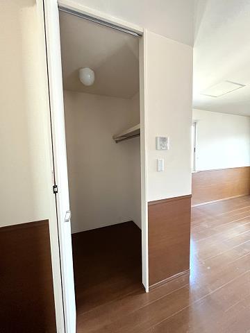 収納　ウォークインクローゼット