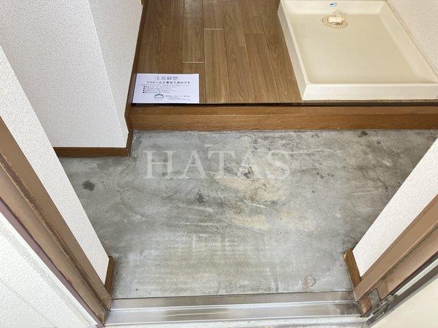 玄関　同物件別部屋