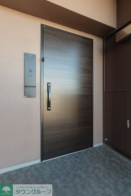 玄関　※写真は同タイプ住戸です。