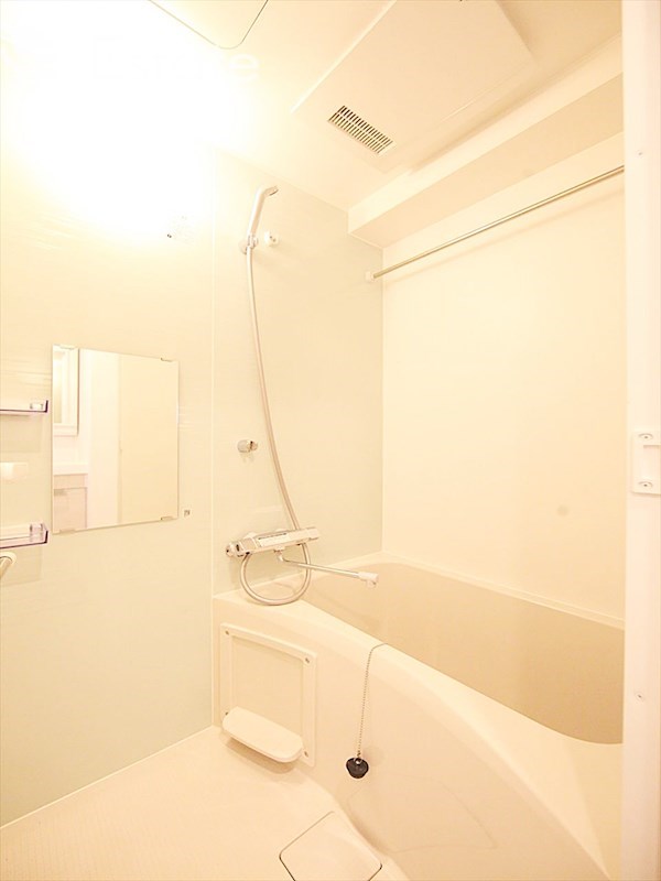 バス・シャワールーム　バスルーム