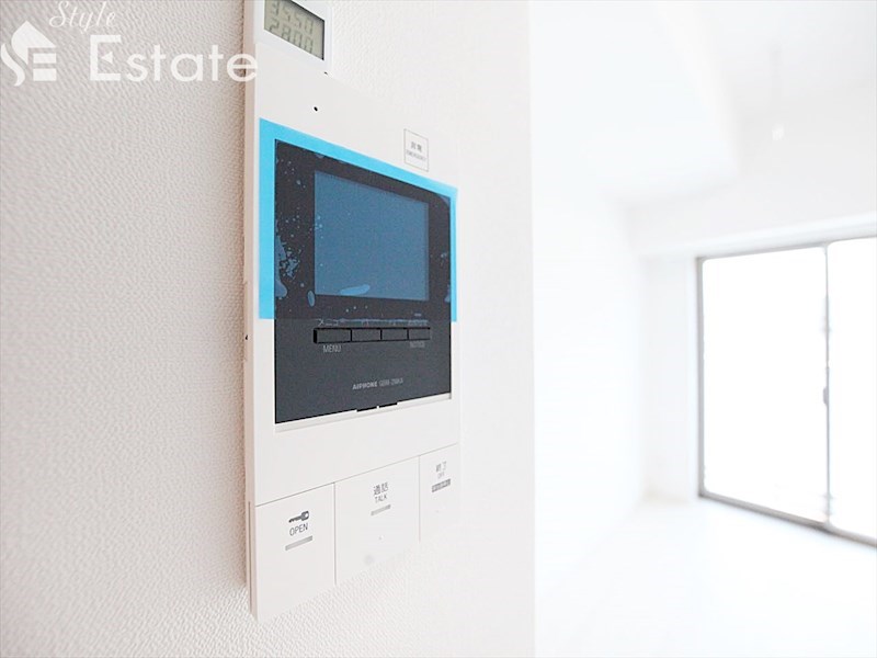 セキュリティ　モニター付きインターホン