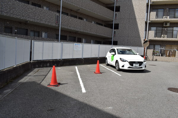 駐車場　来客用駐車場