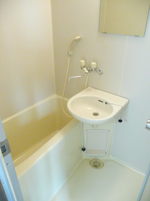 バス・シャワールーム　バスルーム