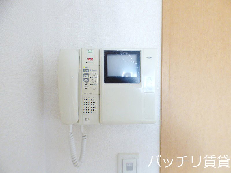 セキュリティ　画像は別号室タイプの為、現状を優先致します。