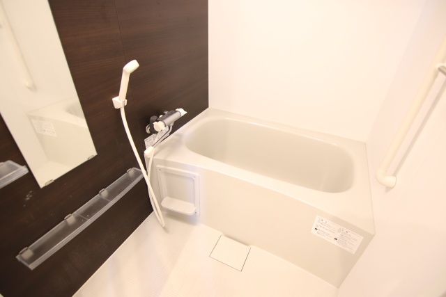 バス・シャワールーム　※別室の参考写真の為、現況優先です。