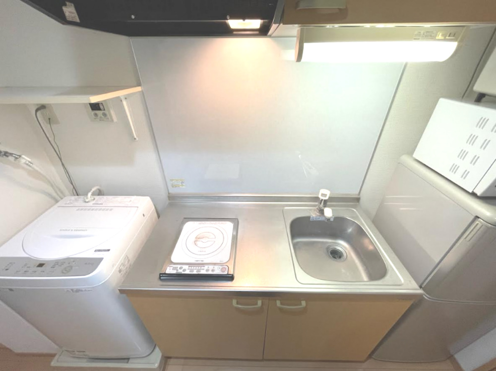 キッチン　コンパクトなキッチンで掃除もラクラク