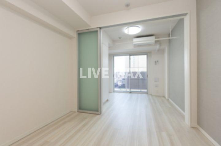 居室・リビング　別号室参考写真