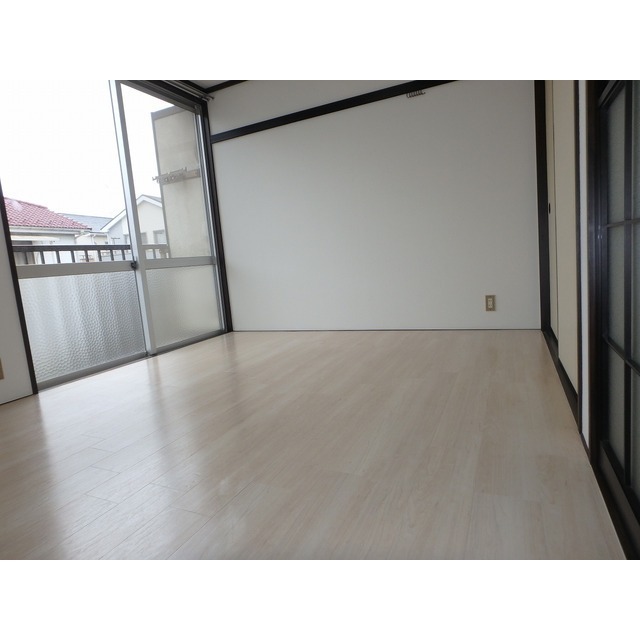 居室・リビング　使いやすい居間です