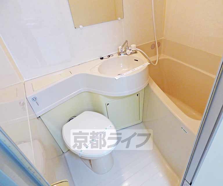 バス・シャワールーム　浴室です。