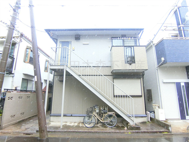 建物外観　1998年2月築　軽量鉄骨造地上2階建て　東京都大田区東六郷