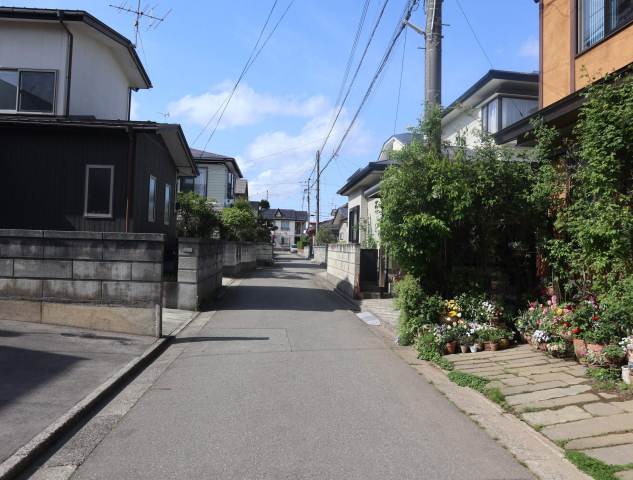 その他　前面道路（その他）まで0m