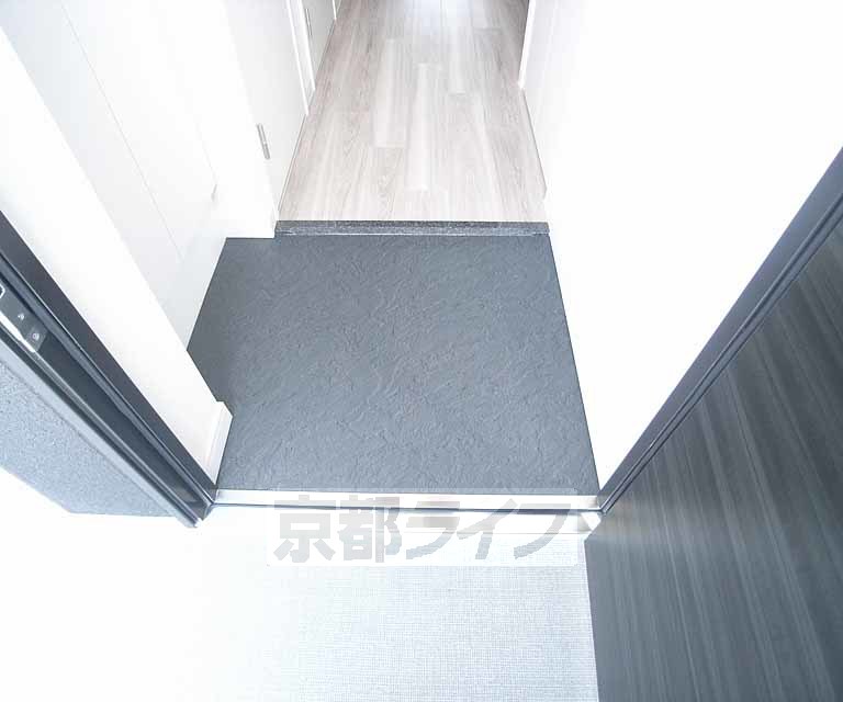 玄関　１１号室タイプ