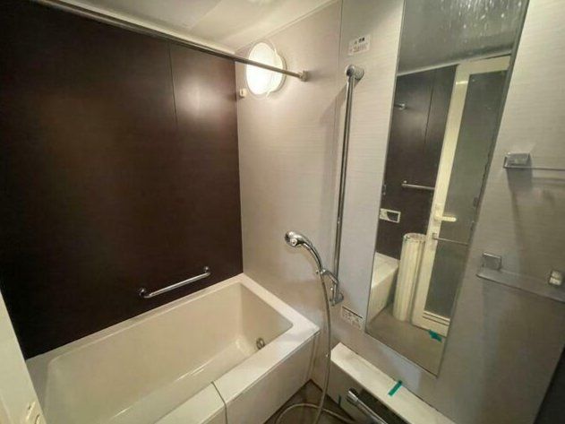 バス・シャワールーム　バス