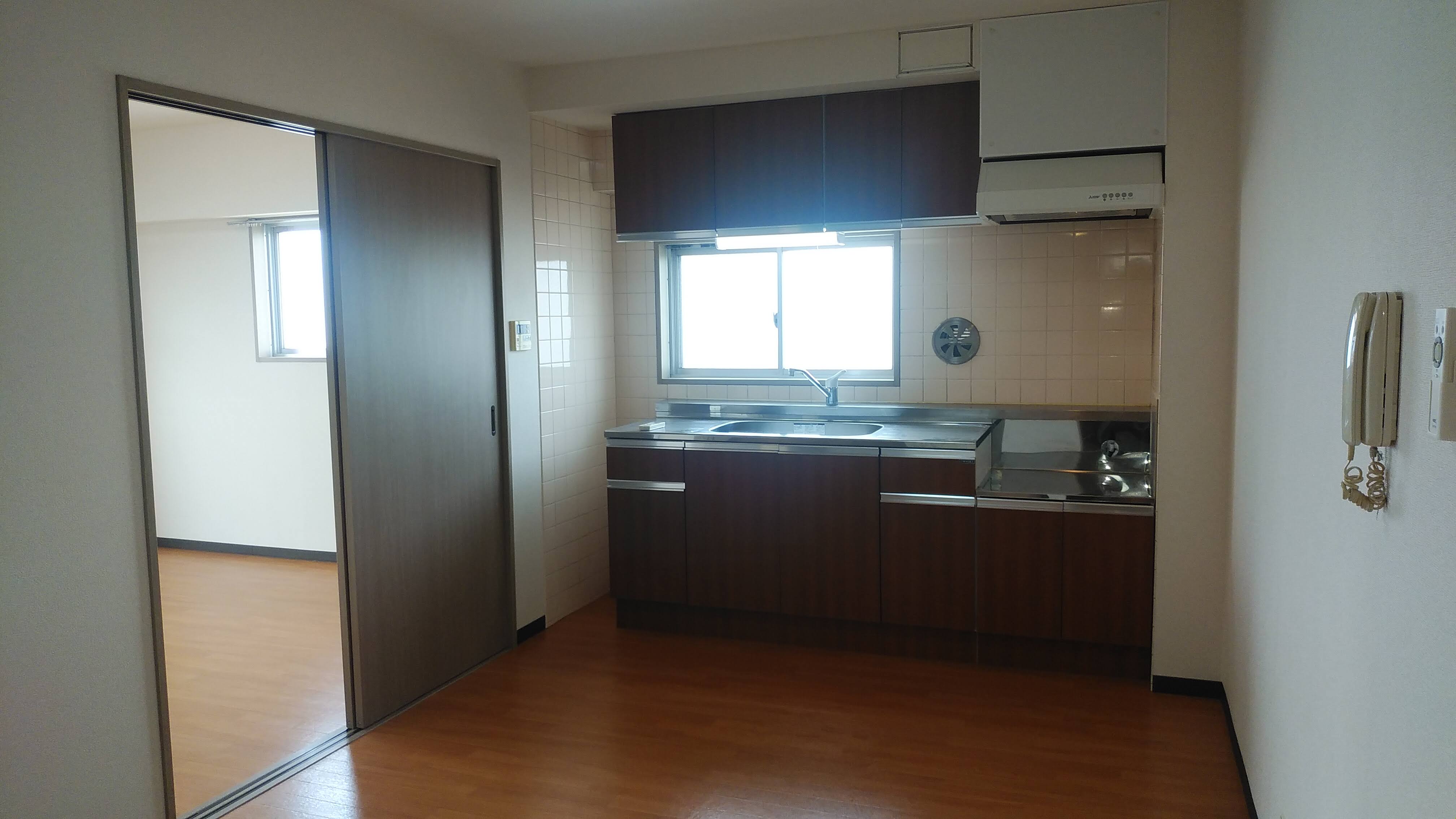 居室・リビング　【参考】同建物内の別のお部屋の画像です