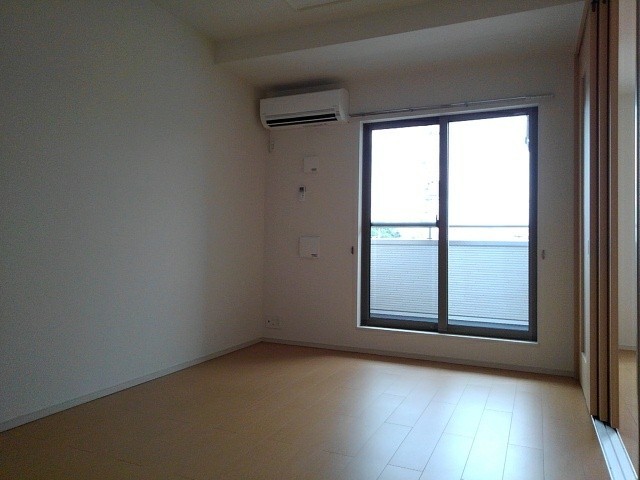 居室・リビング　使いやすい居間です