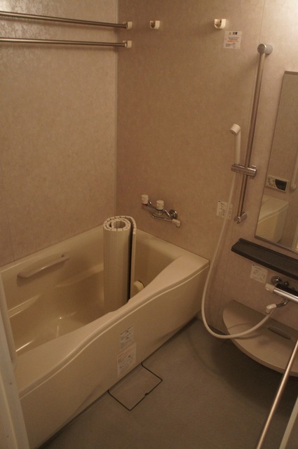 バス・シャワールーム　追炊き付き