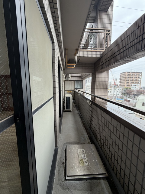 バルコニー　～今日は干すぞっ～