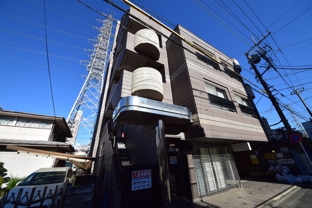 建物外観　～ペット飼育可能物件です～