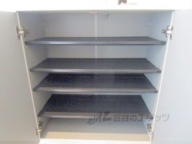 その他設備　下駄箱