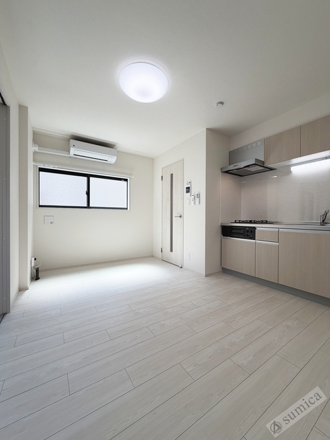 居室・リビング　１フロア２戸・角部屋です♪♪