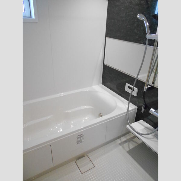 バス・シャワールーム　一坪風呂