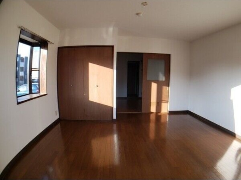 居室・リビング　図面と現状に相違がある場合には現状を優先