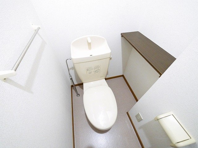 トイレ　落ち着いたトイレです
