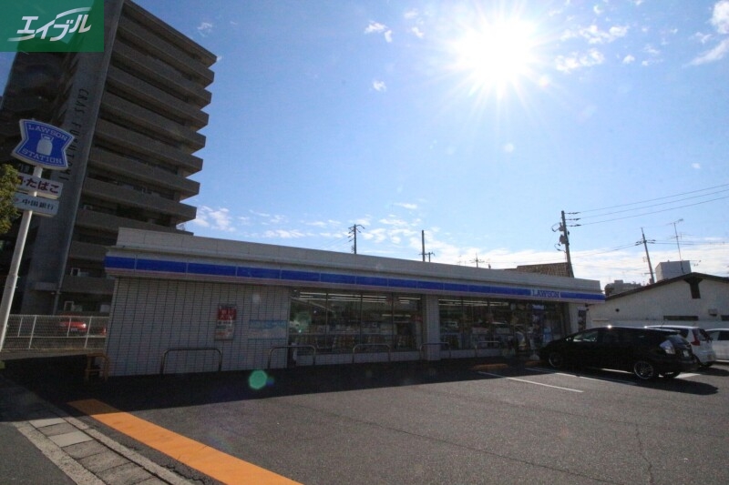 コンビニ　ローソン岡山福富店（コンビニ）まで392m