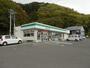 コンビニ　ファミリーマート　茅野本町東店（コンビニ）まで120m