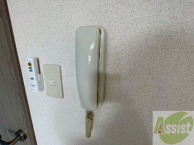 セキュリティ　インターホンで来客確認ができます。安心ですね。