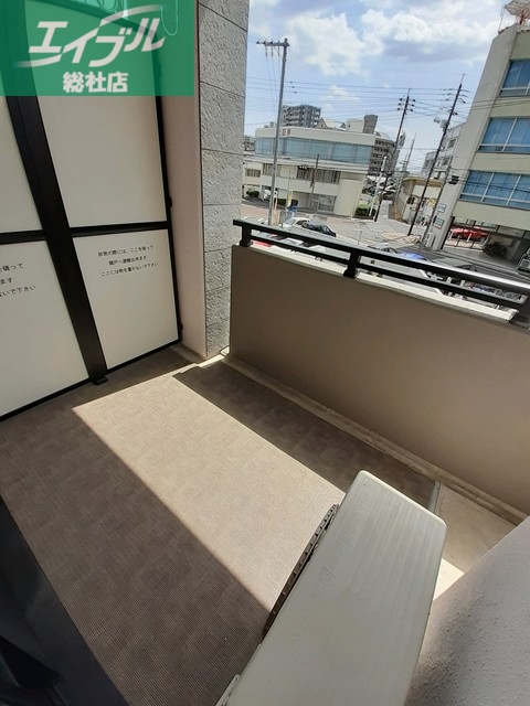 バルコニー