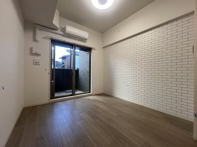居室・リビング　※写真は同じマンションの違う部屋のものになります。