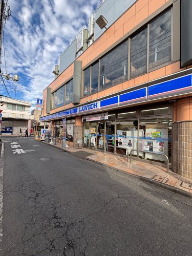 コンビニ　ローソン 秋津駅南口店（コンビニ）まで218m