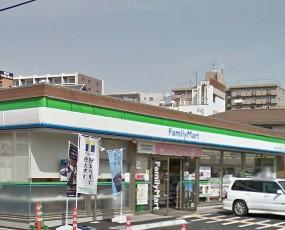 コンビニ　ファミリーマート 西川口三丁目店（コンビニ）まで153m