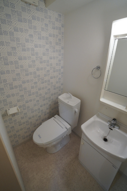 トイレ　同じ建物の別なお部屋