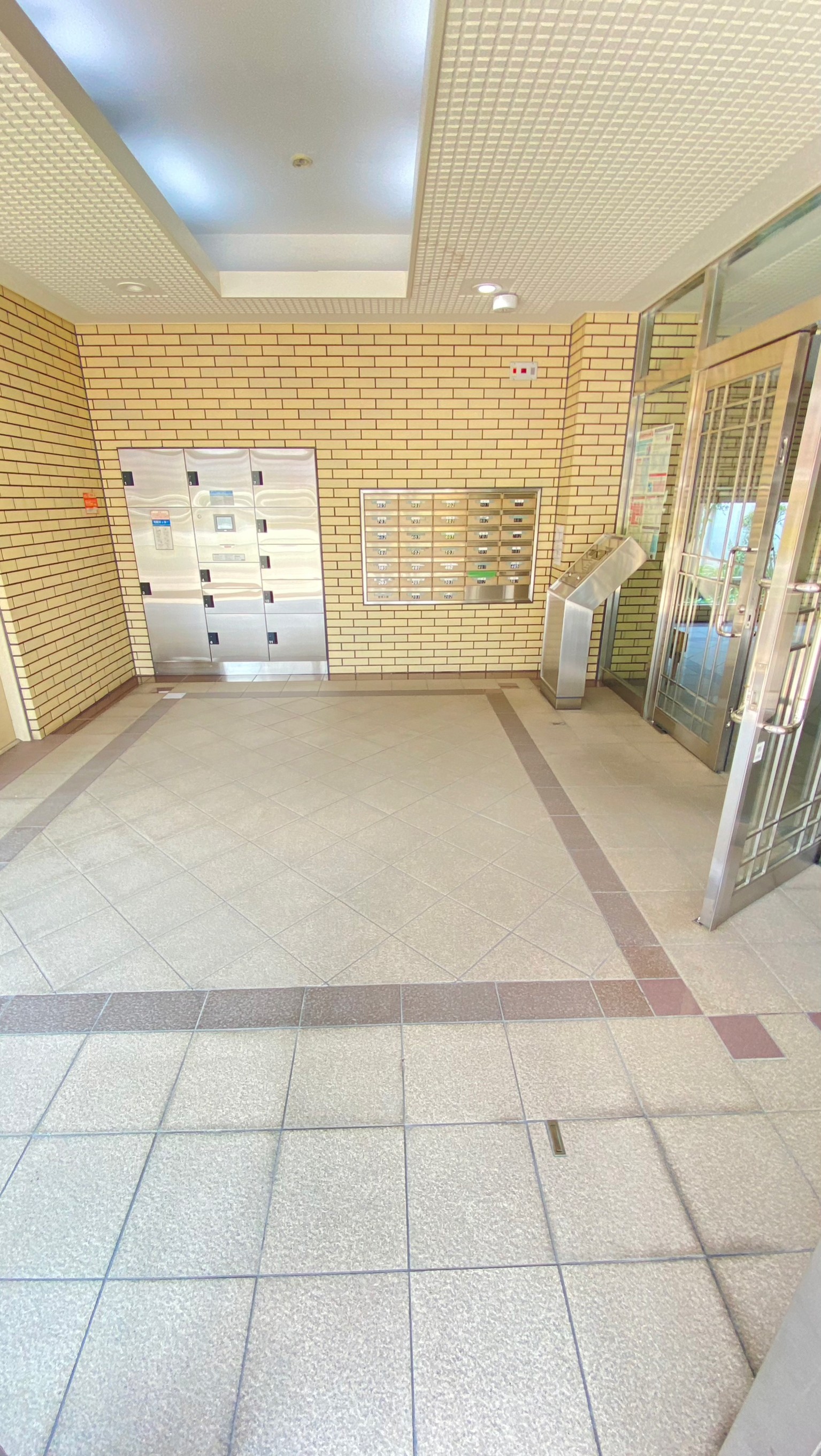エントランス