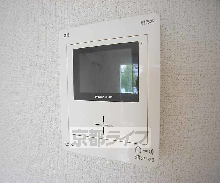 セキュリティ　鍵を閉めたまま訪問者をバッチリ確認
