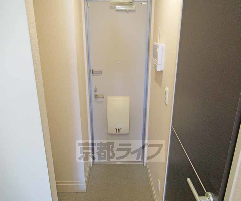 玄関　玄関ホールです