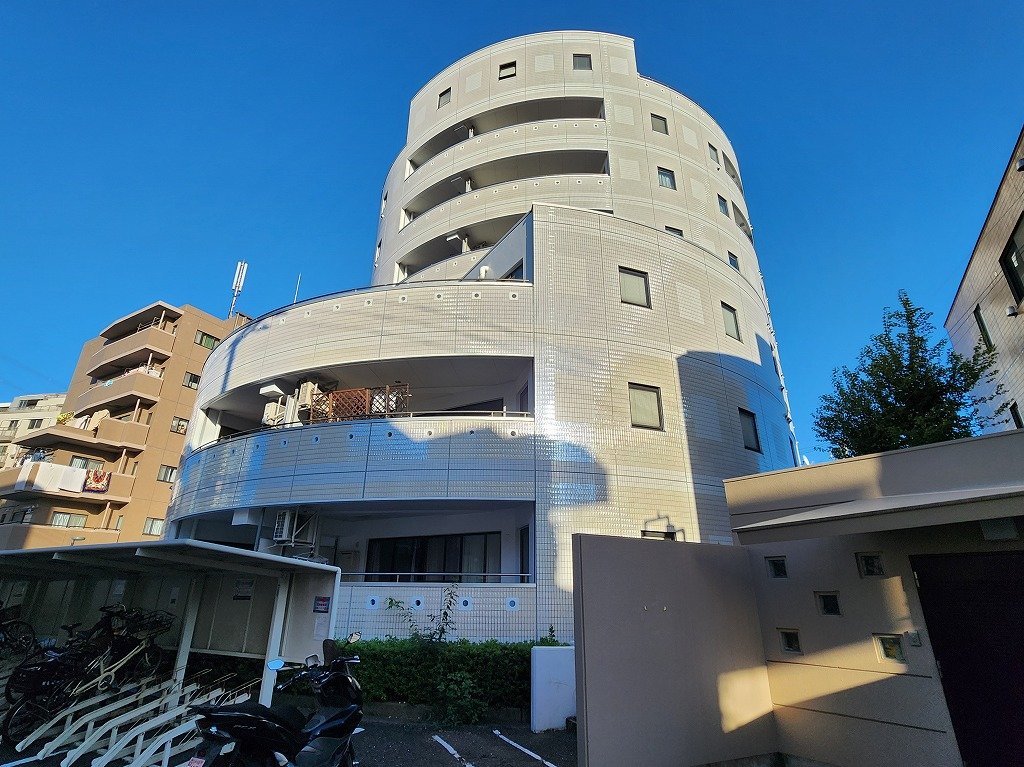 建物外観　クリスタルタワー　デザイナーズマンションインターネット対応