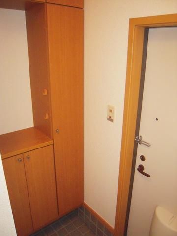 玄関　★お部屋探しはタウンハウジング稲田堤店まで★