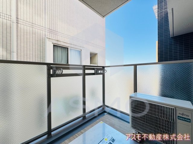 バルコニー　同マンション別部屋　参考写真