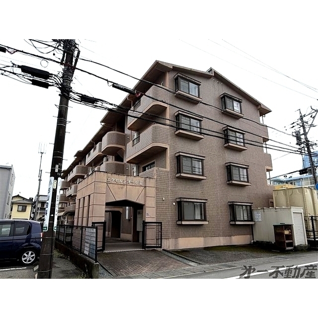 エントランス　建物外観