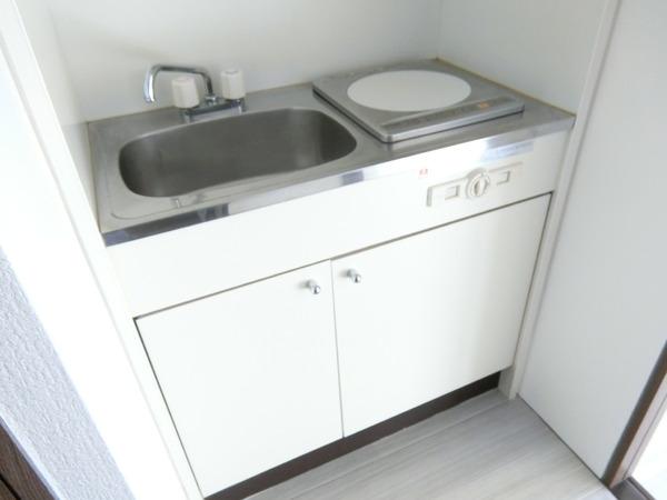 キッチン　電気コンロ付！