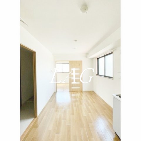 居室・リビング　洋室のお部屋です。