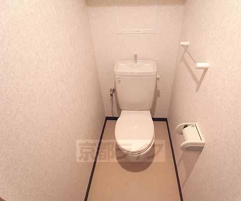 トイレ　癒しの空間の一つであるトイレです。
