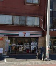 コンビニ　セブンイレブン川崎市電通り店（コンビニ）まで165m